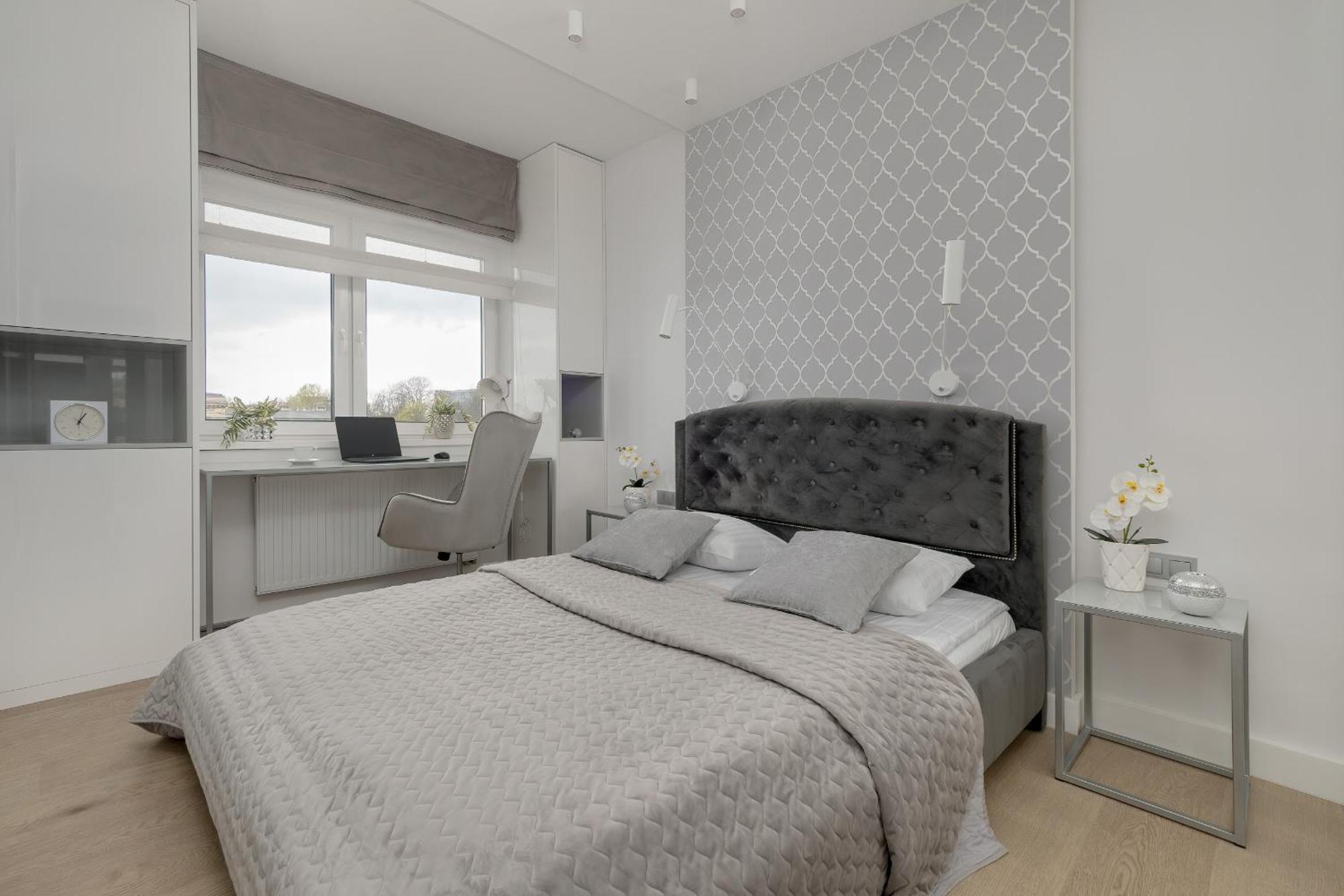 Apartment Elegant With Balcony Near Poniatowski Park By Renters